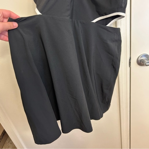 Abercrombie & Fitch Side Cutout Traveler Mini Dress Black White Size LP - Picture 7 of 10